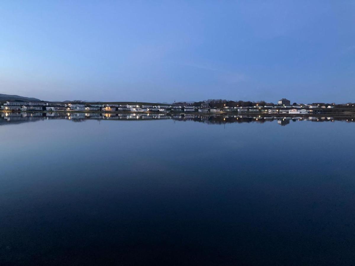 Kingdom Holiday Park Haverigg Buitenkant foto