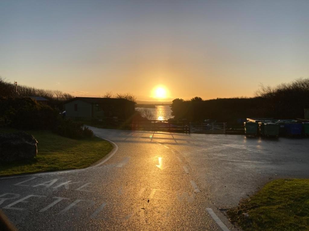 Kingdom Holiday Park Haverigg Buitenkant foto