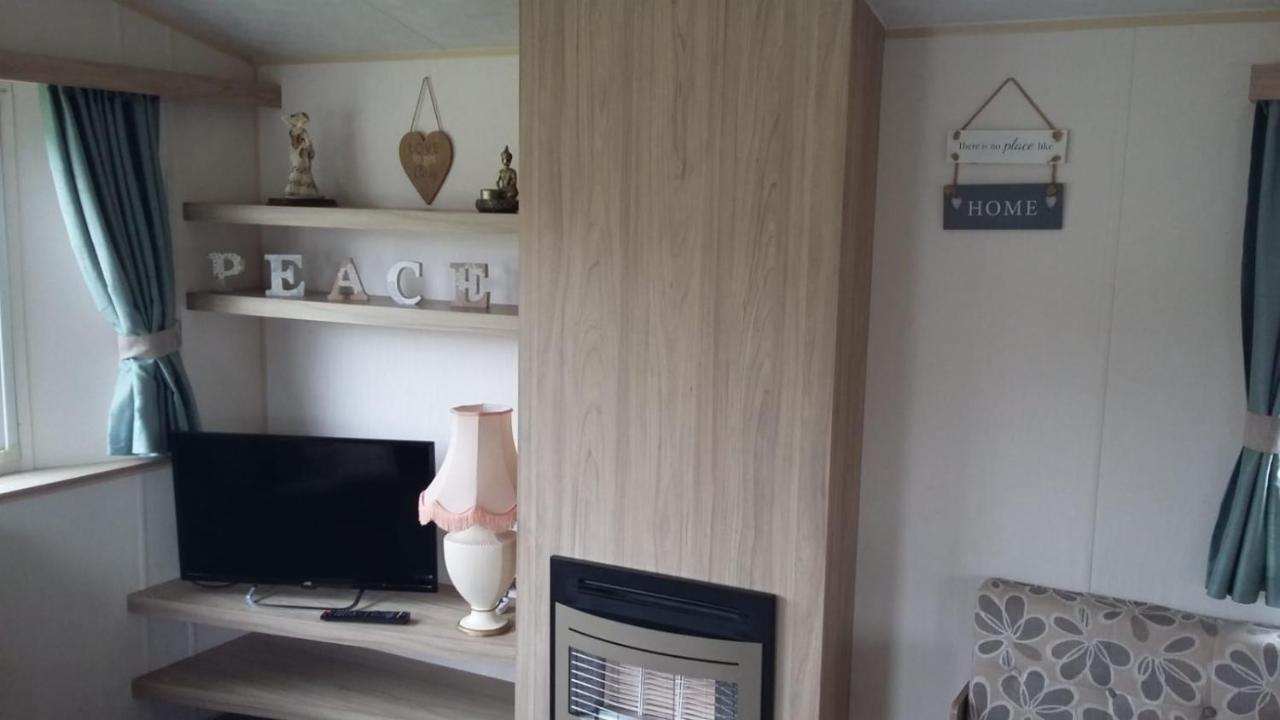 Kingdom Holiday Park Haverigg Buitenkant foto