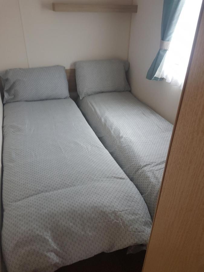 Kingdom Holiday Park Haverigg Buitenkant foto